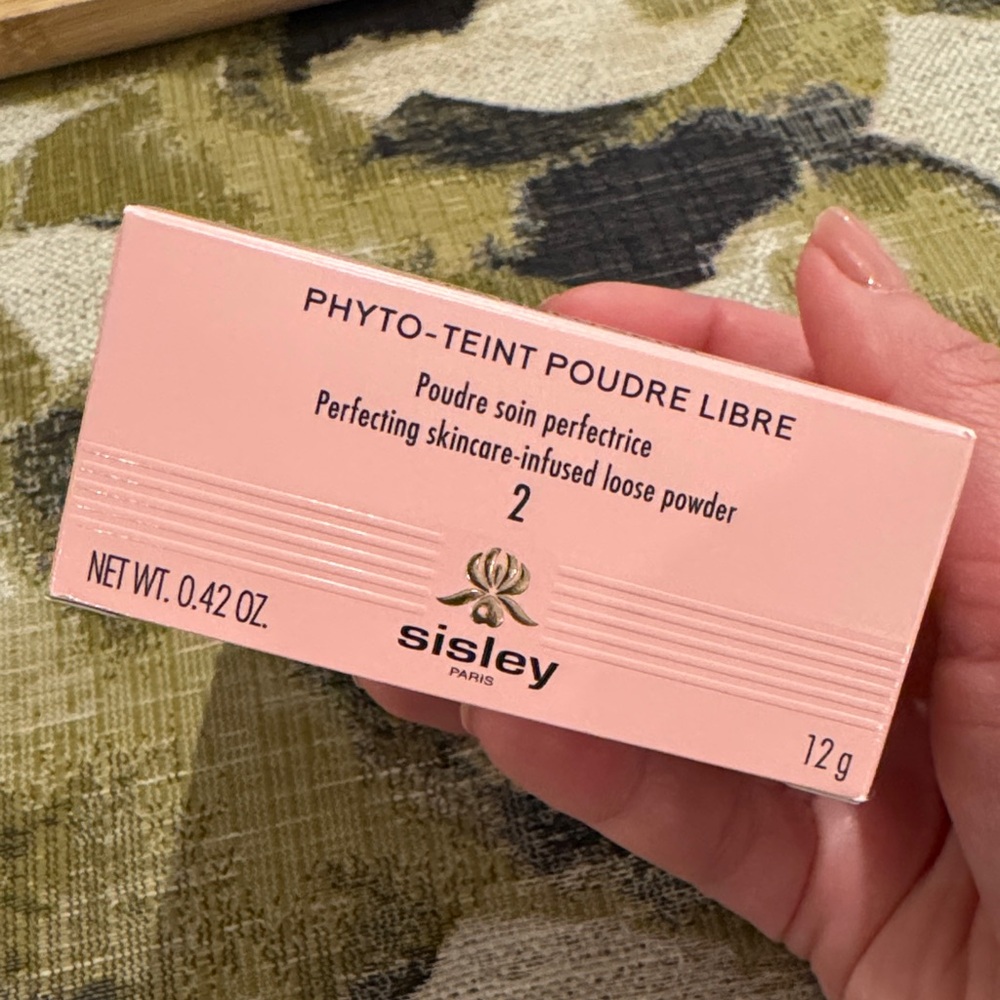 Sisley Phyto-Teint Loose Powder in Pink Box